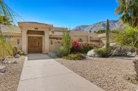 Luxurious Little Tuscany Retreat, Nested at Mountain Range in Top Neighborhood