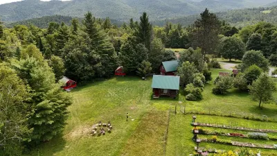Glamp Richard on Adirondack Flower Farm Hotels near Hooper Garnet Mine