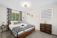 Near Chicago&O’Hare/King Bed/WiFi+Game Room