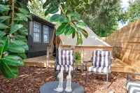 The Temple & Glamping + Hot Tub, 15 Min Away from MCO, 25 min from Theme Parks