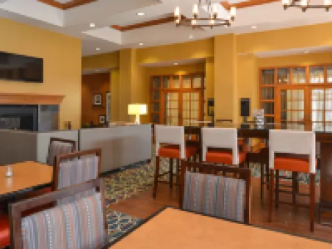Hampton Inn & Suites Pueblo-Southgate Hotels in Pueblo