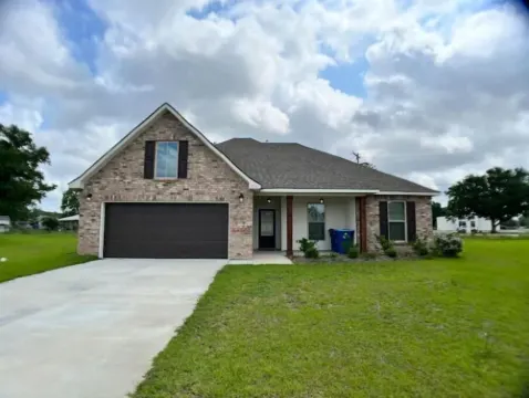 Morden NEW Home in Heart of Lafayette