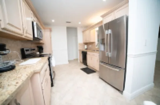 🏖Spacious Villa 🌴 4-Bedroom with Heated Pool 🤩🔥