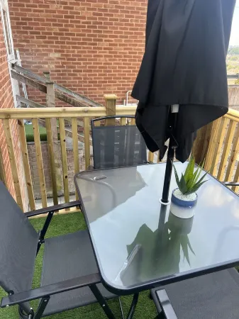 Hill View 5 minutes to walk town center