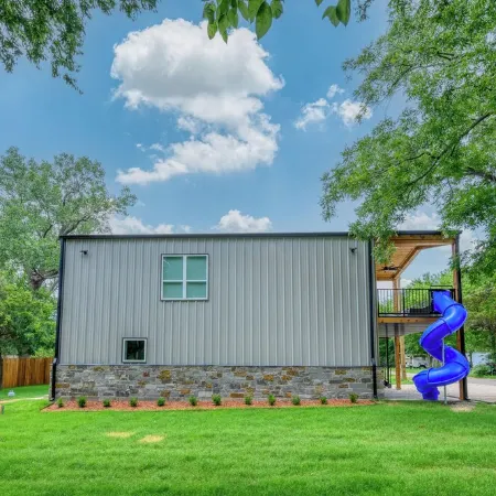 The BLUE SLIDE BUNGALOW on Lake Texoma sleeps up to 8. Relax in luxury.