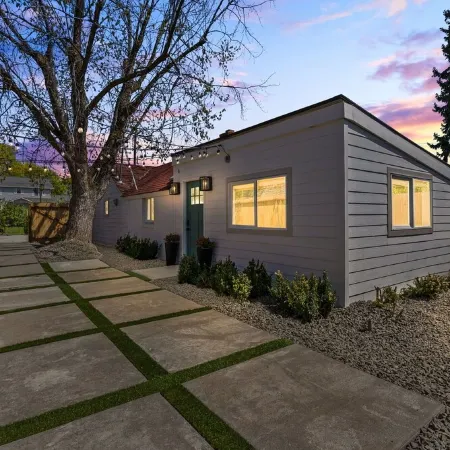 Private, Peaceful Home Away from Home with Courtyard—Sleeps 4!