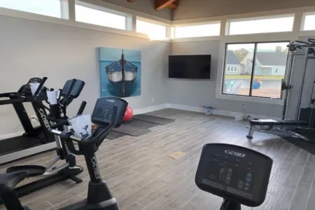 Beau Coast Single Story - 6 Seater Golf Cart Included