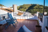 La Montsiña, Cozy Mediterranean Style House.