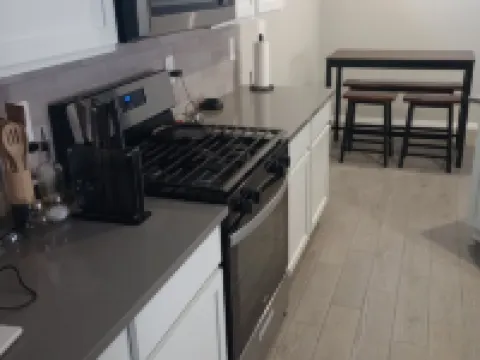 New clean safe place to stay  25 minutes from Albuquerque. Hotels in Valencia County