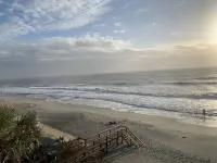 Ocean Front-top floor condo. Listen to the waves crashing!