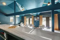 The Luxe/Hot Tub/Private Bar/ 12 Min to Horse Park