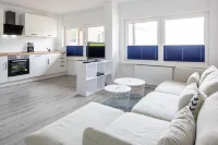 Ferienwohnung Küstenwind, Fussläufig vom Strand, Wlan, Eigene Terrasse, Sky