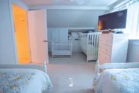 Charlevoix Family Home ~  in Town Home, Newly Renovated, Fire Pit, Hot Tub!!!