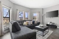The Cozy Suite near all Attractions in downtown