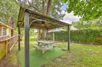 CLEAN, COMFORTABLE, AND SPACIOUS NEAR CHARLESTON!