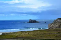 Penty, Ideal for Couple, 500 m from Sea, GR 34, 1km from Voie Verte (Bicycle Path)