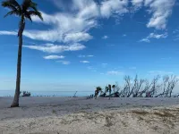 Fantastic Ft Myers Beachfront Condo! Flexible Check-in Dates and Many Amenities!