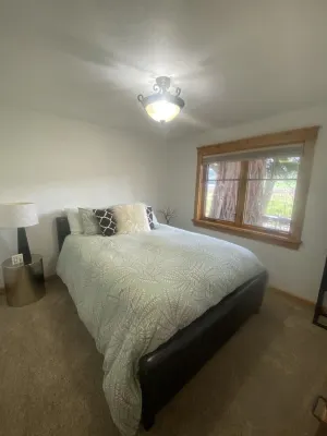 Charming Vineyard Estate Hotels near Wildlife Safari