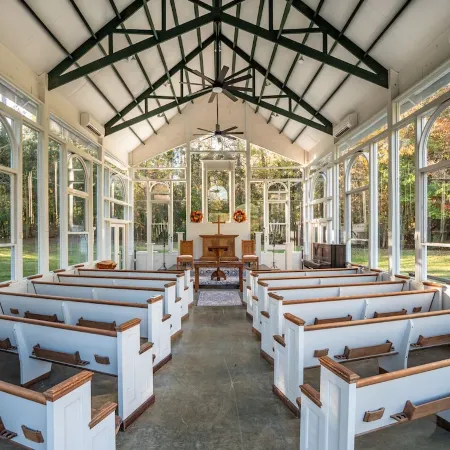 Charming 1892 Log Cabin in the Blue Ridge Mountains foothills
