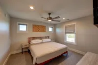 Playroom, Basketball & Pool; Lakefront w/ Sound & Sunset Views; Dog Friendly