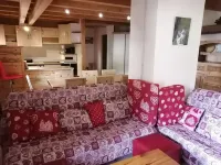 Super apartment 8 to 10 pers 05560 VARS Hotels in Vars