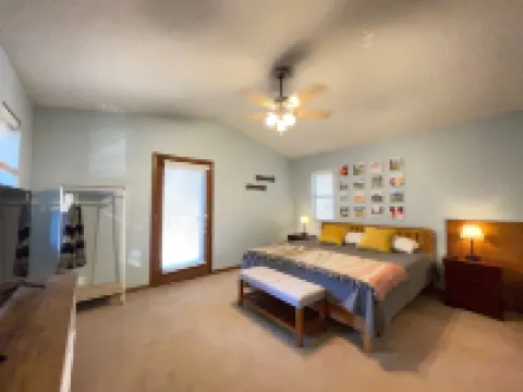 Winter is Here in Flagstaff! Enjoy the Pines in a 3 2 with a King Bed