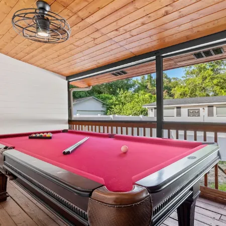 Stunning 4/2 Ranch Style Home near Tampa Bay Hotels in Riverview