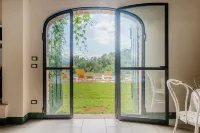 Charming Villa with private pool between Lucca and Florence Hotel a Altopascio