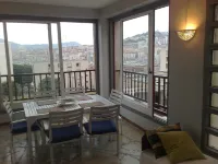 Apartment at the end of the Old Port