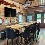 Pool Table! Pet Friendly! Lakeside!-Unique Getaway! - balcony