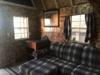 Hales Hideaway by the City of Rocks