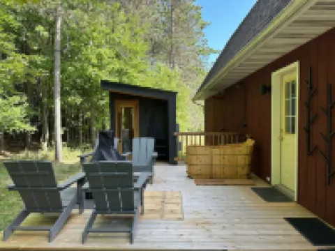 Welcome to ZenFrieda. Escape to the country and enjoy our sauna/cold tub area! Hotels in Dunn County