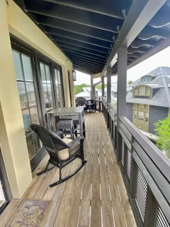 Rosemary Beach Luxury Condo in the Exclusive Mercado!
