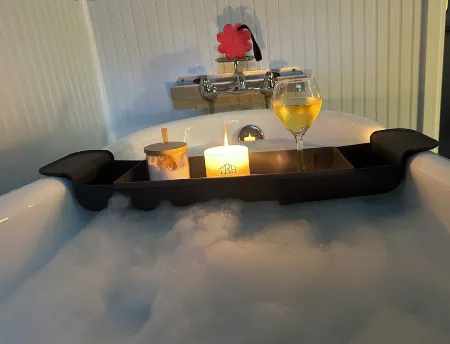 Discover stunning Northern Michigan from the comfort of the Port City Cottage