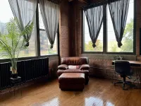 Urban King bed Loft Free Parking Downtown