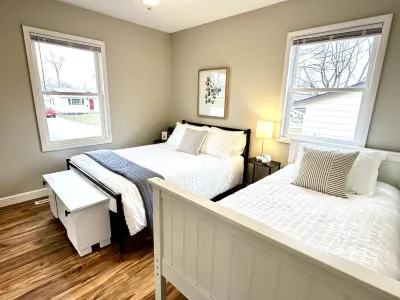 Cozy Ames retreat located near Iowa State University