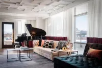The Elizabeth Hotel, Autograph Collection Hotels near Colorado State University