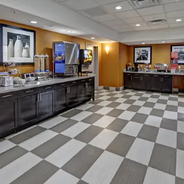 Hampton Inn & Suites Ada