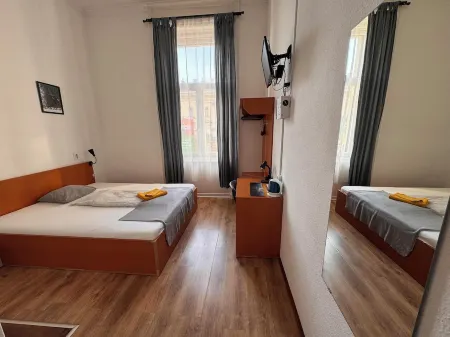 Omega Guesthouse Budapest