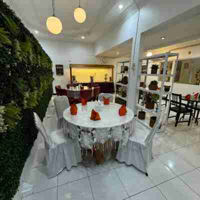 Hotel Bougenville Padang Dining/Meeting Rooms