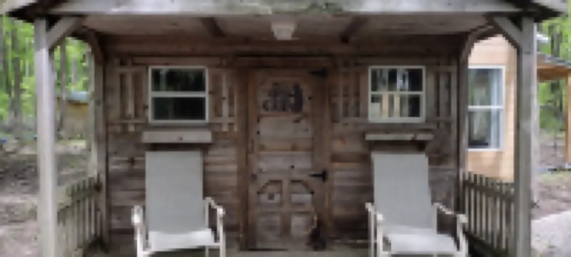 Cabin in the woods. Minutes to Pymatuning Lake.