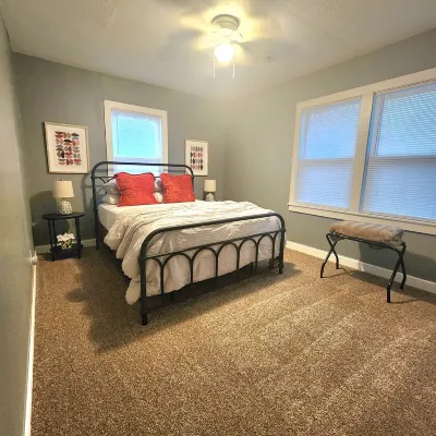 Sleeps 6 / Smart TVs / Fenced Backyard / Self Check-In / Private Office
