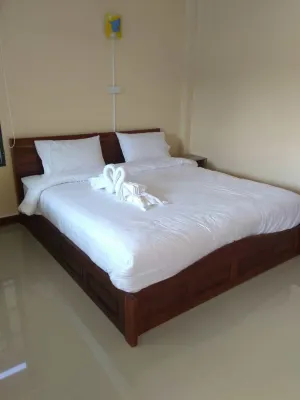 Lomsak Garden Home Hotels in Lom Sak District