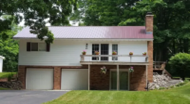 Newly Renovated in 2017/2018! Large 2 Acre Lot. Lots of Parking! Has AC!