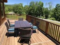 "New Home" Idyllic  Mt Views ,Pond & Horse farm views 2 min to Town