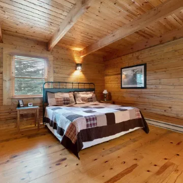 Serene cabin getaway minutes from hiking, biking, UTV and snowmobile trails.