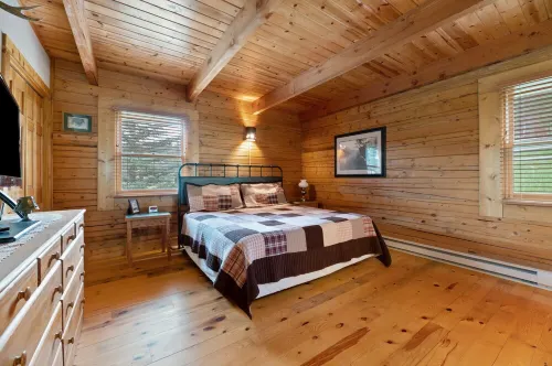 Serene cabin getaway minutes from hiking, biking, UTV and snowmobile trails.