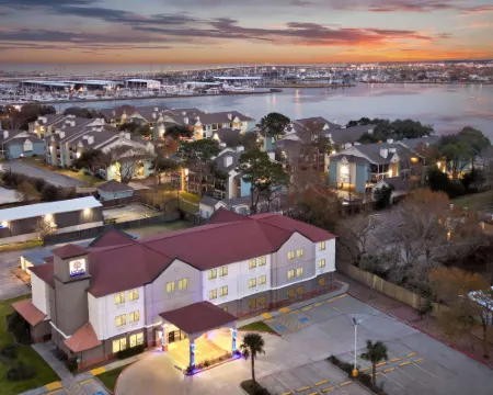 Melrose @ Seabrook, BW Signature Collection Hotels in Seabrook