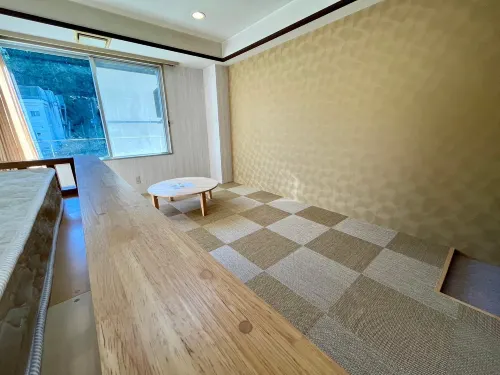 Conveniently located 3 minutes walk from Echigo Yu - 2 ดาว