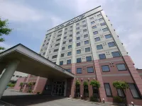 Hotel Route-Inn Shinjyo Ekimae Отели в г. Окура